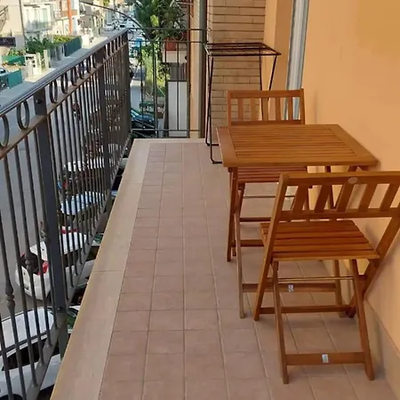 Ristrutturato E Centralissimo 아파트