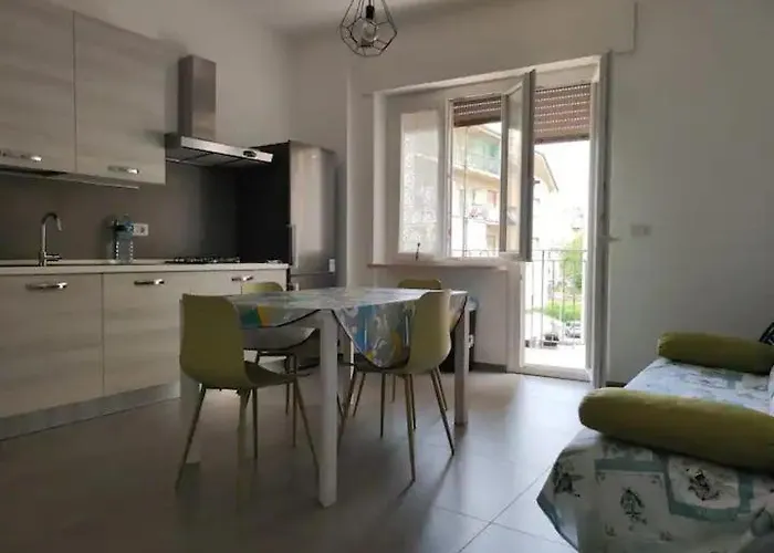 Ristrutturato E Centralissimo サン・ベネデット・デル・トロント